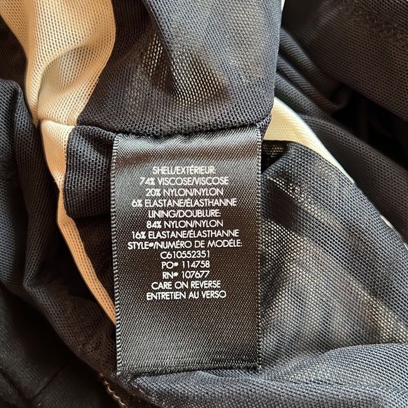 Alice + Olivia black dress with lace detailing - Picture 5 of 8